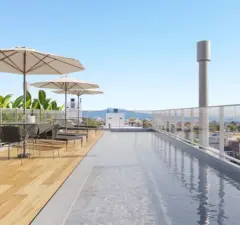 Piscina infinity no rooftop com deck de madeira e guarda-sol, vista lateral para a cidade — Adore Level Up em Cachoeira do Bom Jesus, Florianópolis