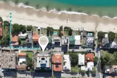 Mapa aéreo de satélite com pino de localização do Áurea Marina, praia de areia branca e mar turquesa de Cachoeira do Bom Jesus, rota a pé indicada com pontos — Aurea Marina em Cachoeira do Bom Jesus, Florianópolis