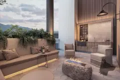 Varanda ao entardecer com sofá semicircular, fire pit de pedra, poltrona e balcão bar com vista para as montanhas — Brizz Smart Stay em Cachoeira do Bom Jesus, Florianópolis