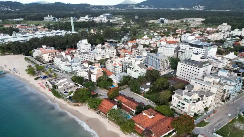 Vista del barrio Canajurê en Florianópolis para comprar un inmueble sobre plano