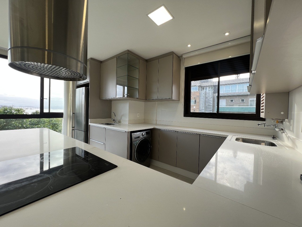 Apartamento com vista para o mar, 100% mobiliado