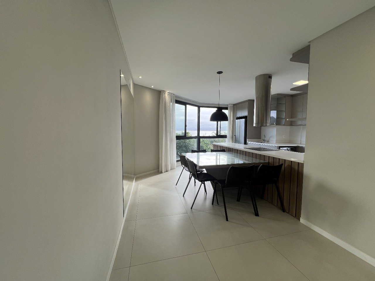 Apartamento com vista para o mar, 100% mobiliado