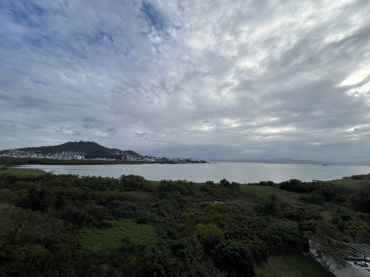 Apartamento com vista para o mar, 100% mobiliado