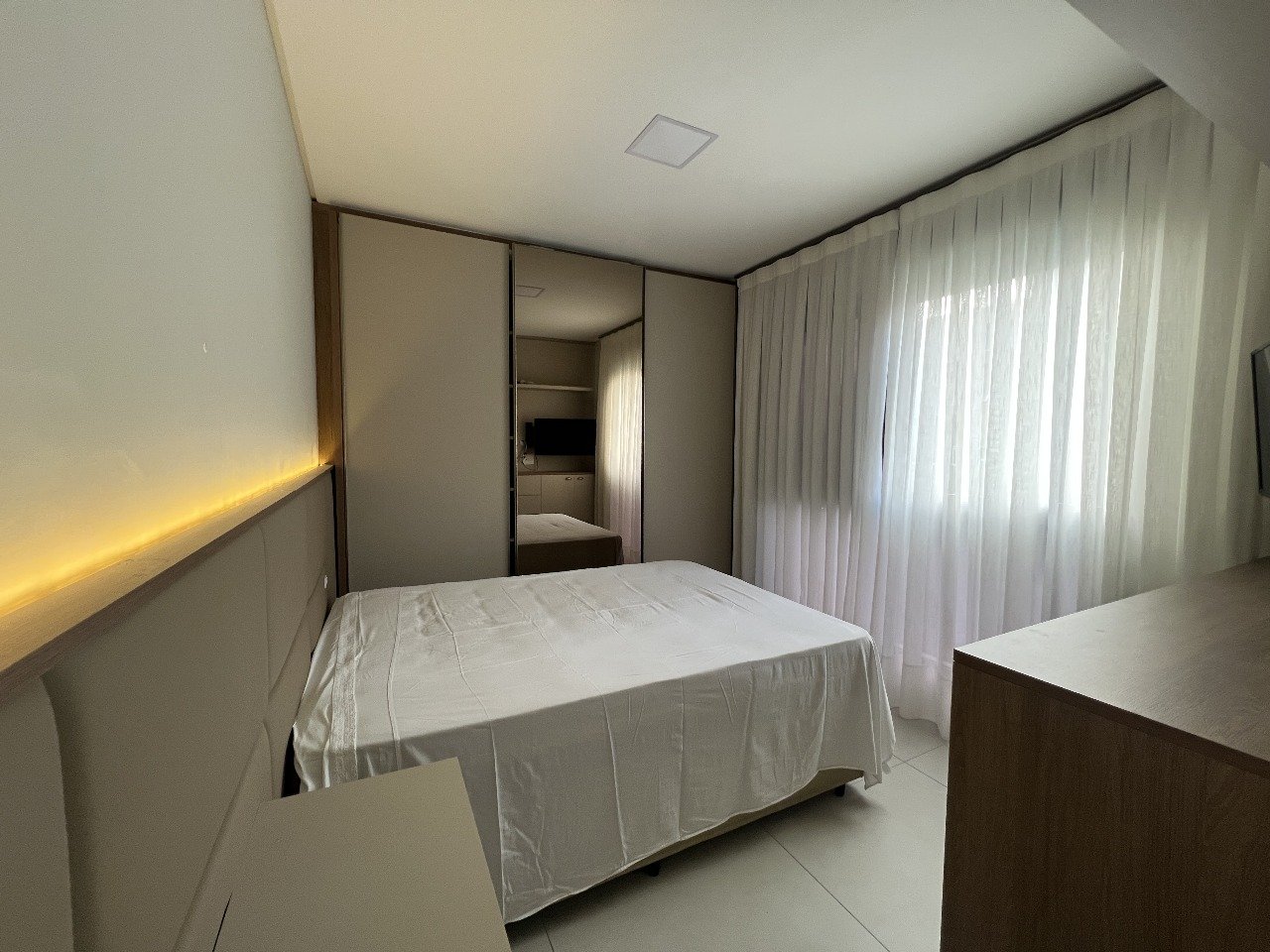 Apartamento com vista para o mar, 100% mobiliado