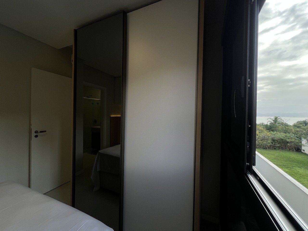 Apartamento com vista para o mar, 100% mobiliado