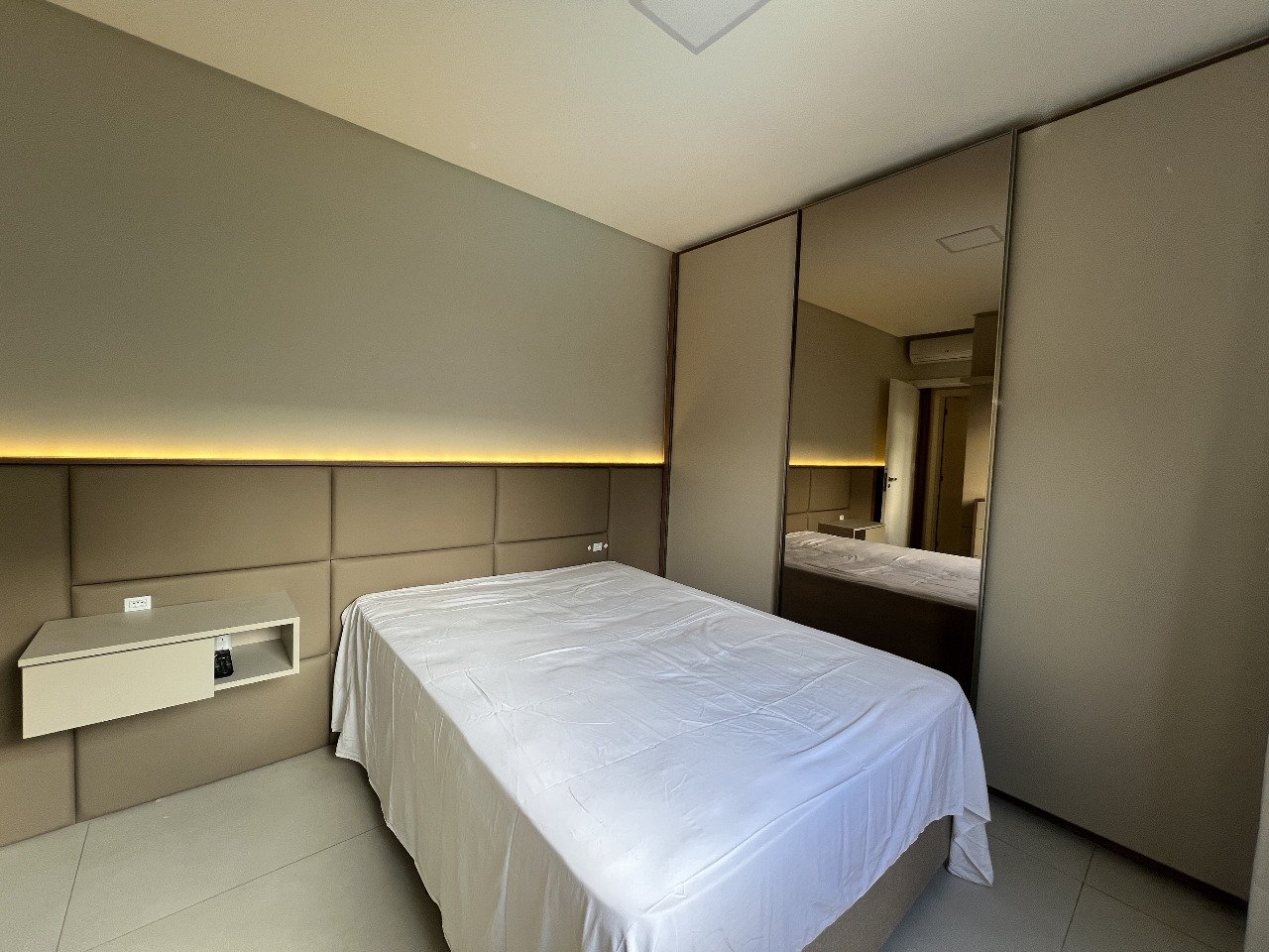Apartamento com vista para o mar, 100% mobiliado