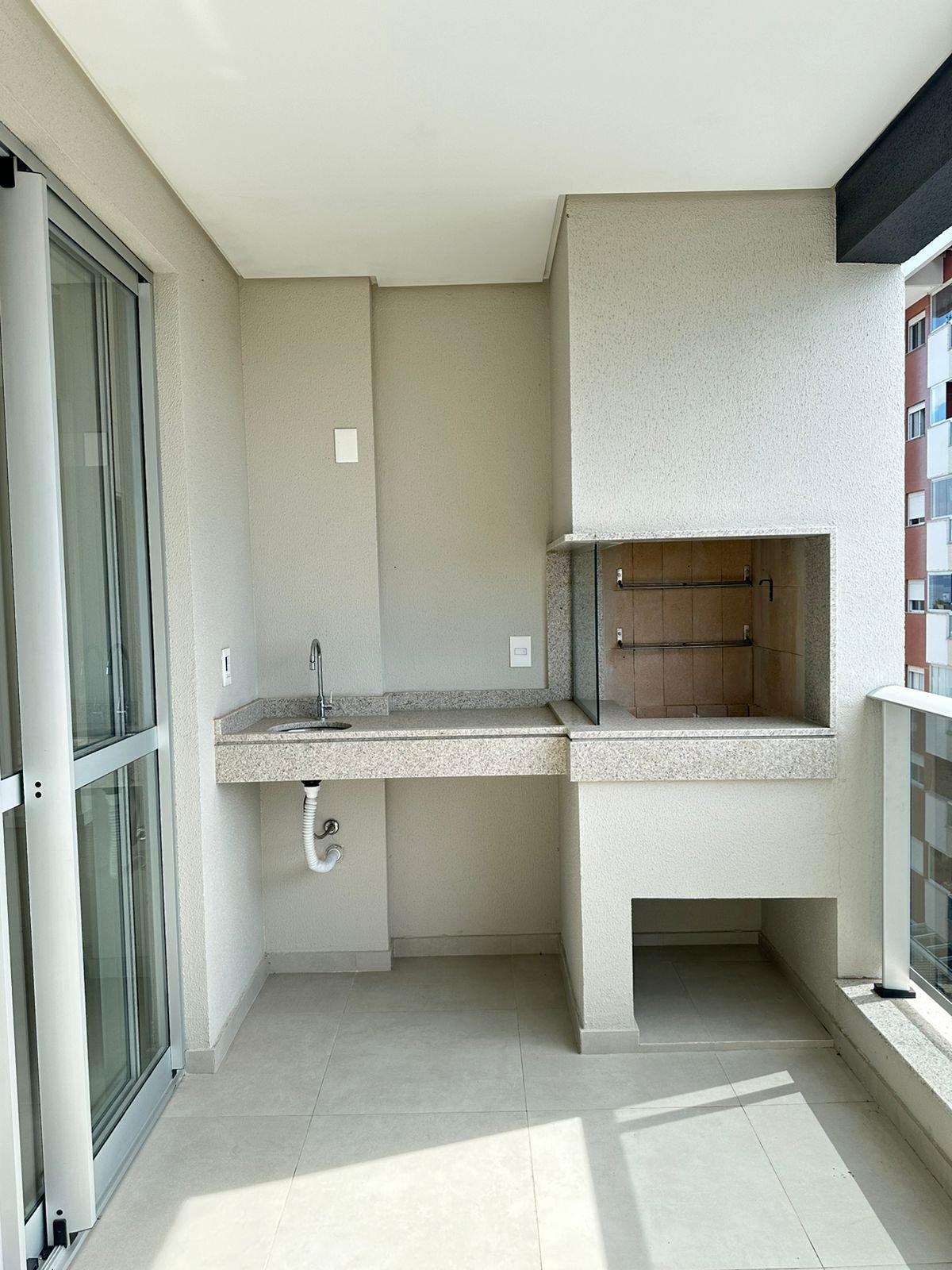 Apartamentos Duplex, Edifício Now