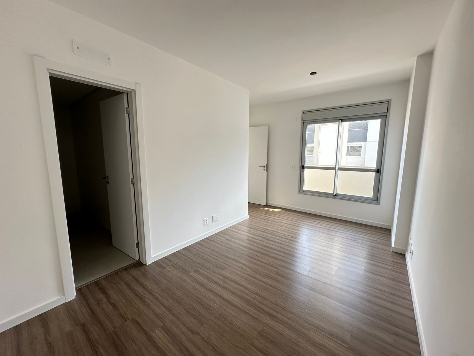 Apartamentos Duplex, Edifício Now