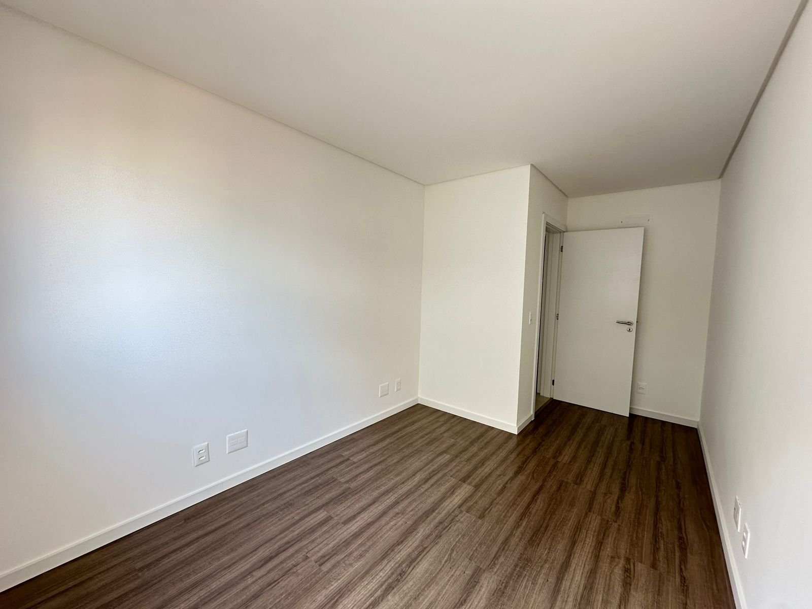Apartamentos Duplex, Edifício Now