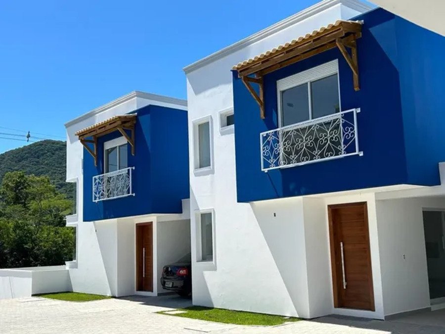 Sobrado em Condomínio, novo e financiável no Ribeirão da Ilha
