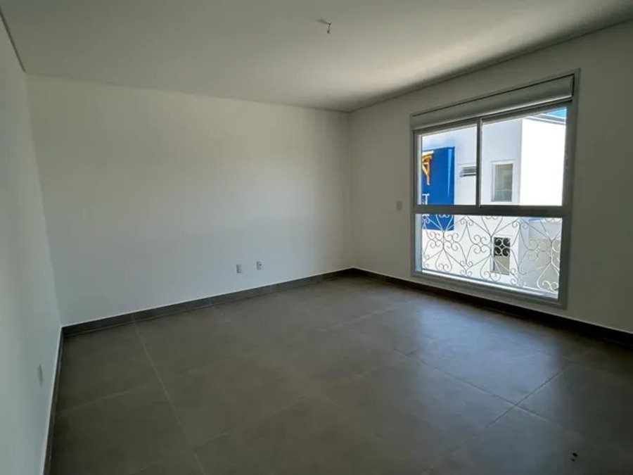 Sobrado em Condomínio, novo e financiável no Ribeirão da Ilha
