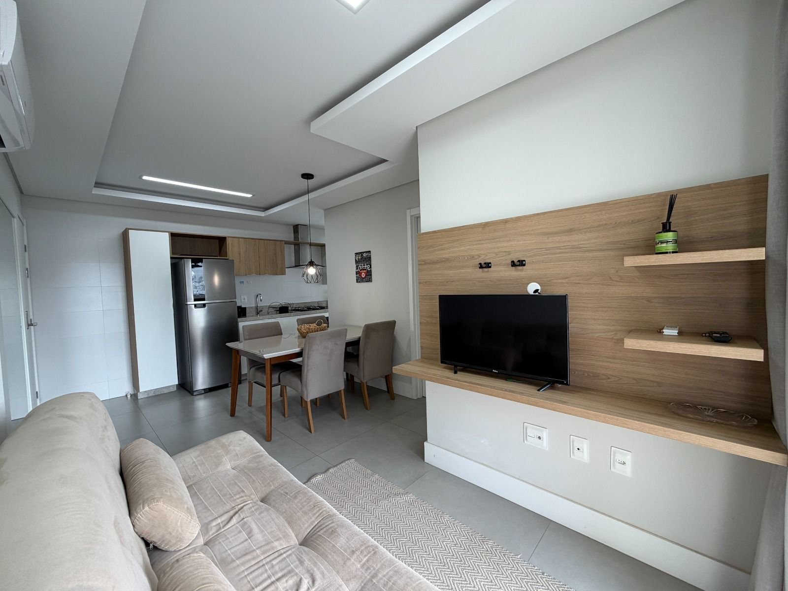Apartamento 100% mobiliado na Trindade