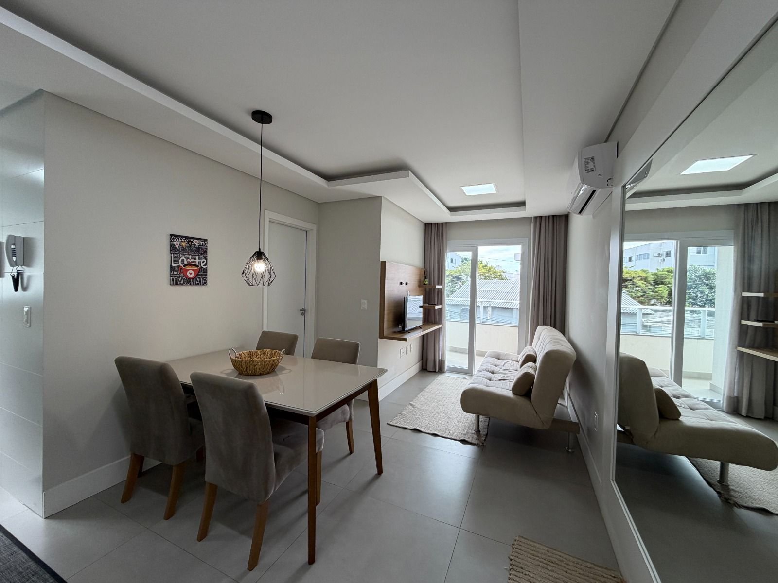 Apartamento 100% mobiliado na Trindade