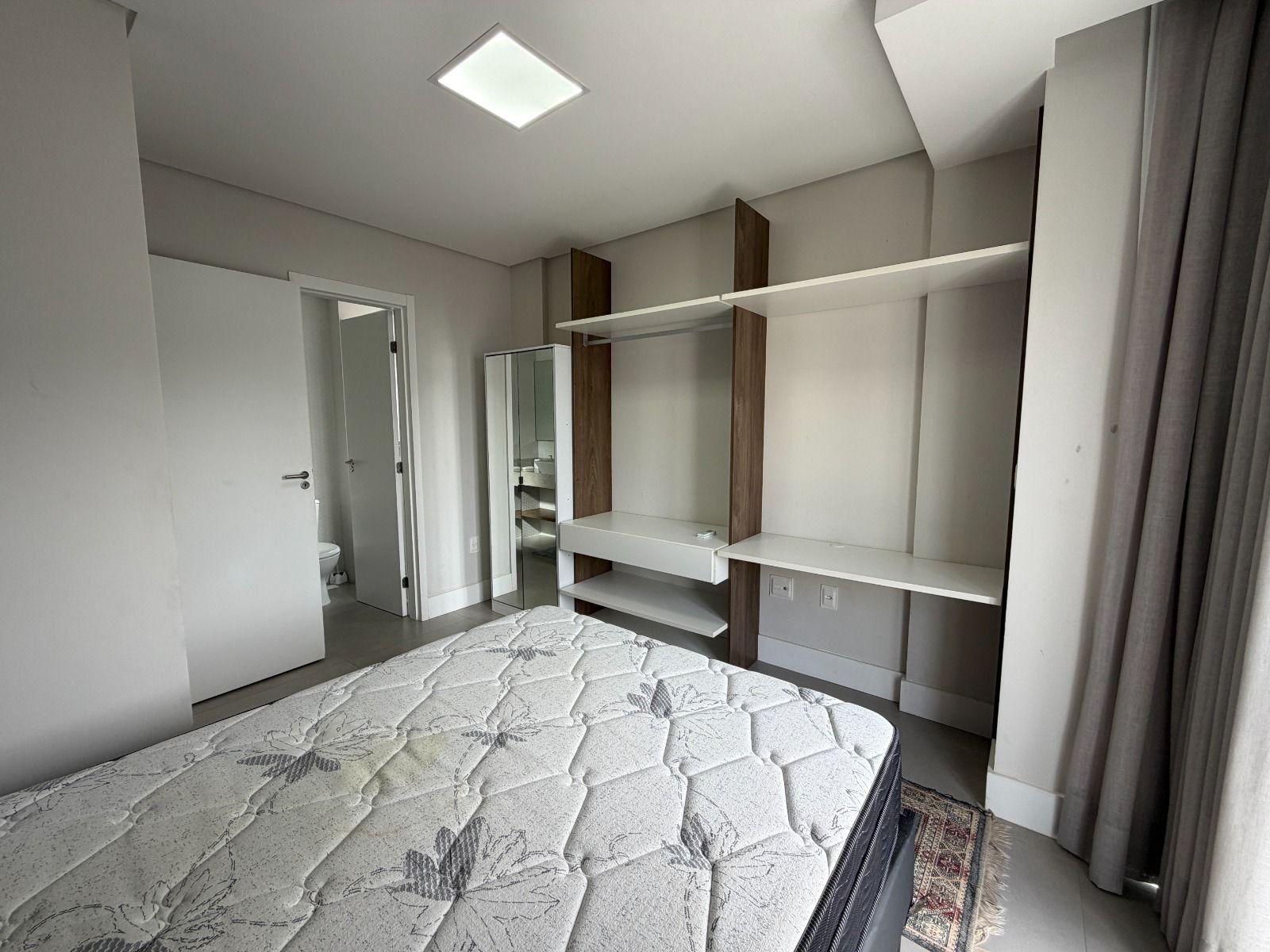 Apartamento 100% mobiliado na Trindade