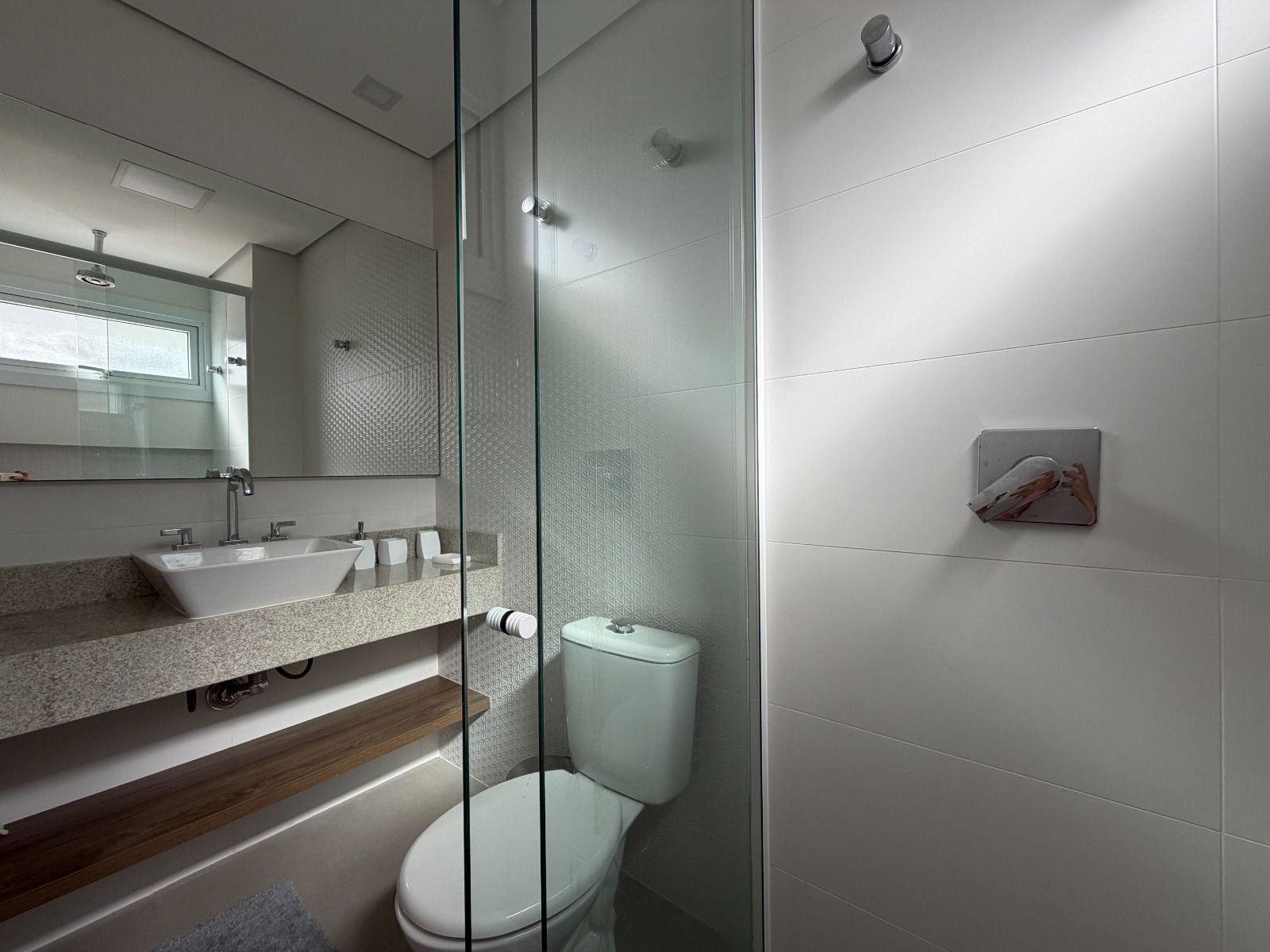 Apartamento 100% mobiliado na Trindade