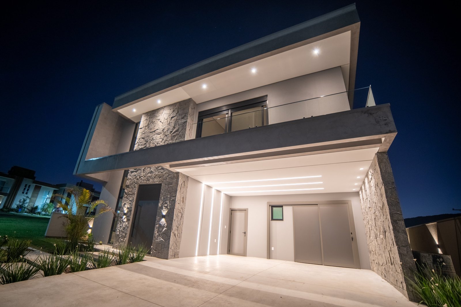 Francês 11- Casa em condomínio fechado em Florianópolis