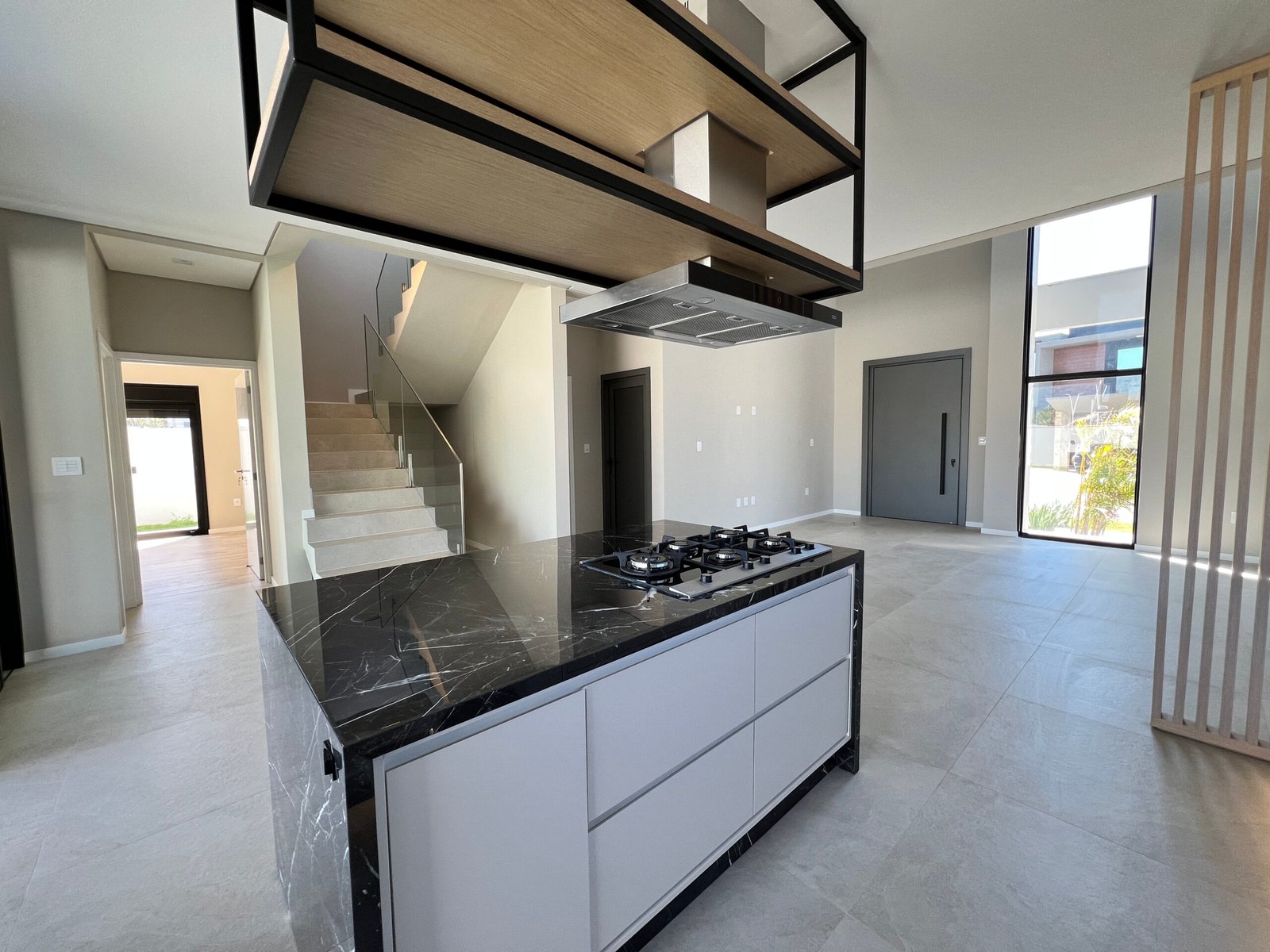 Francês 11- Casa em condomínio fechado em Florianópolis