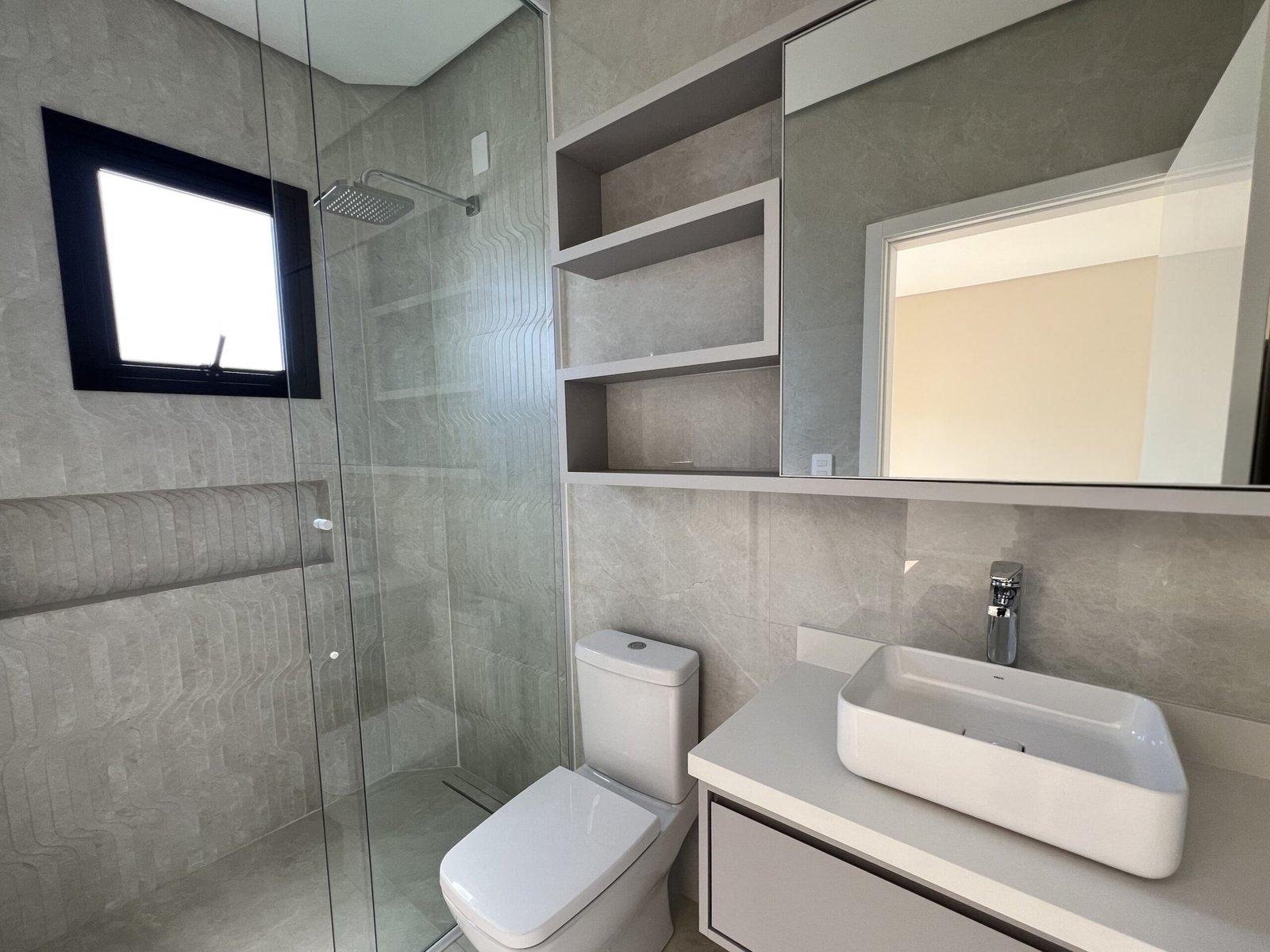 Francês 11- Casa em condomínio fechado em Florianópolis