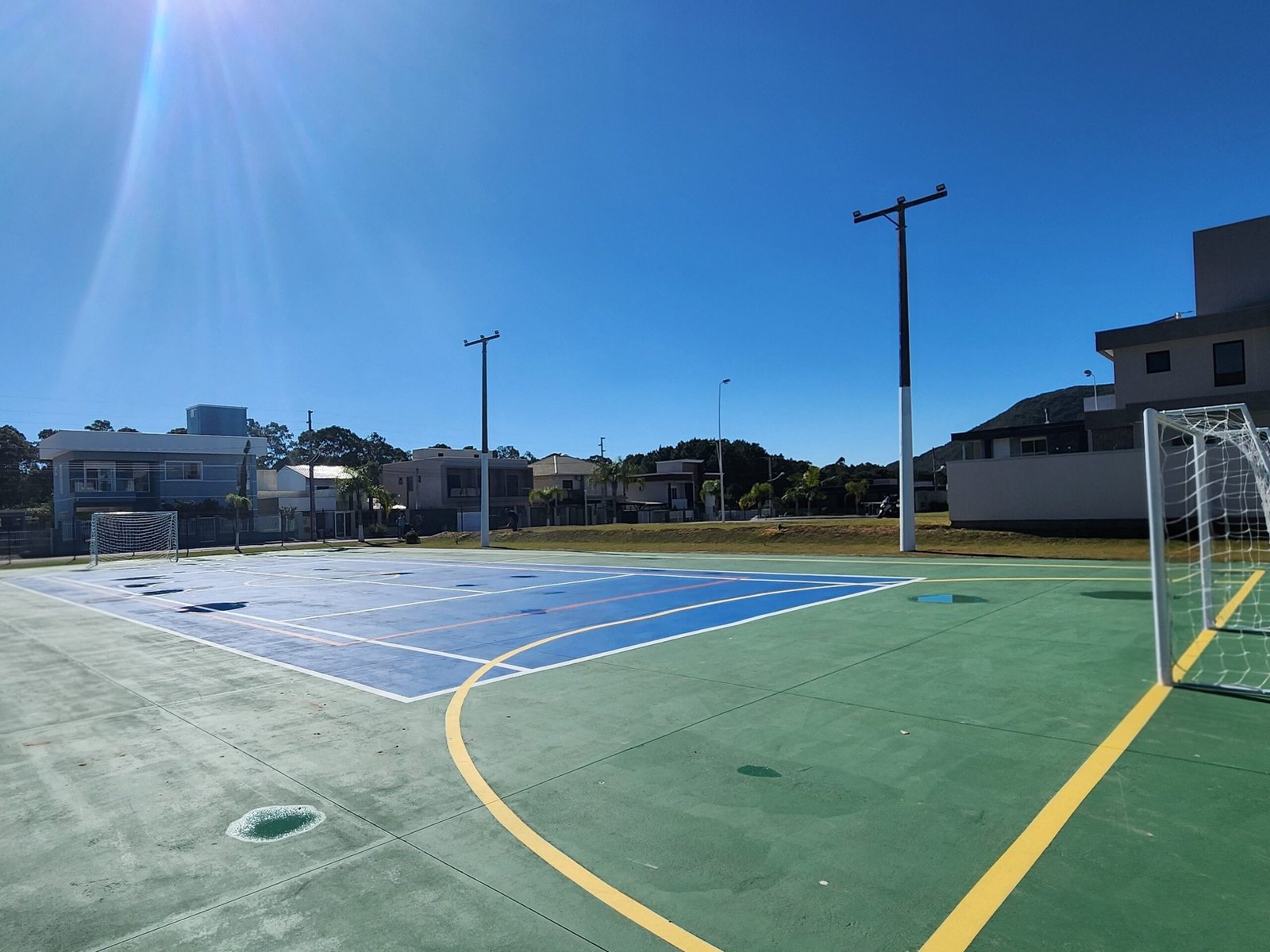 Francês 11- Casa em condomínio fechado em Florianópolis