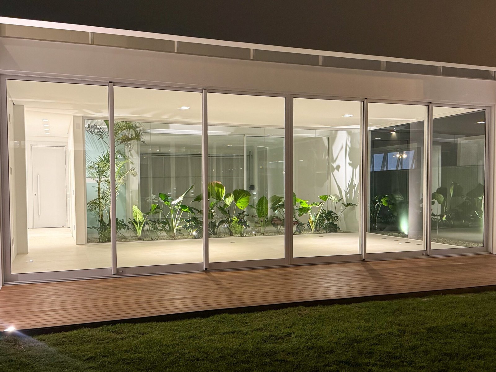 Casa no Condomínio Ilha das Laranjeiras