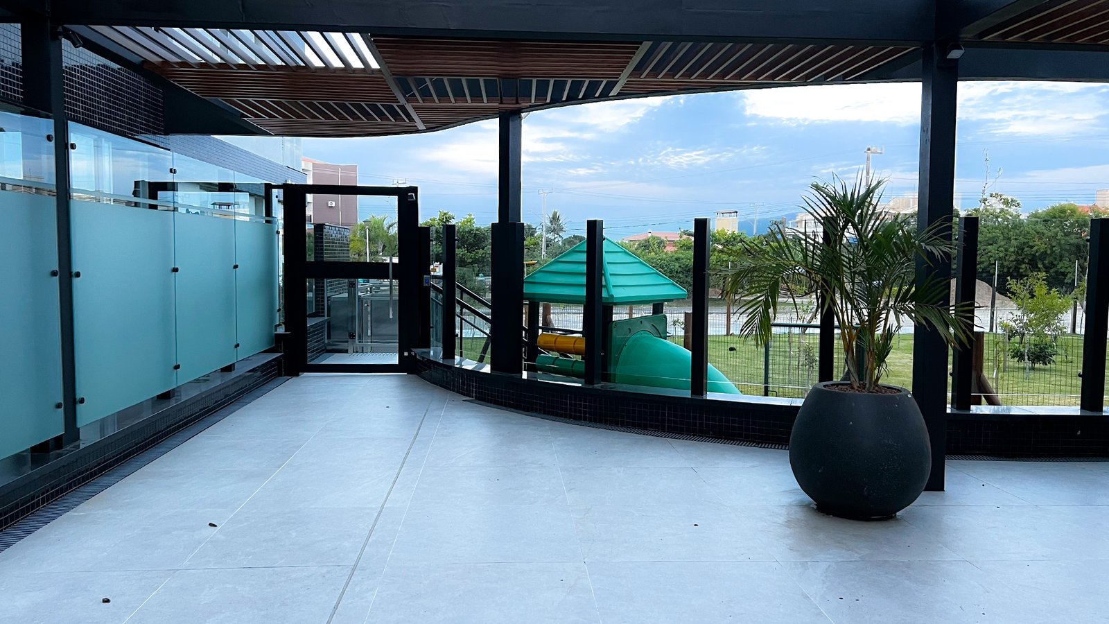 Apartamento a 100 metros da Praia, Ingleses