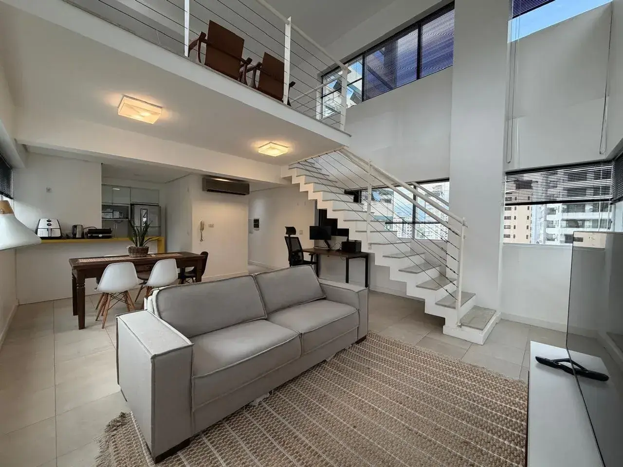 Loft duplex, próximo ao Shopping Beira Mar, Centro, Florianópolis Imagem do pronto para morar Loft duplex, próximo ao Shopping Beira Mar em Centro, Florianópolis — imóvel na planta em Florianópolis