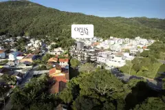 vista aérea drone bairro Cachoeira do Bom Jesus localização logo Opus One morro floresta — Opus One em Cachoeira do Bom Jesus, Florianópolis