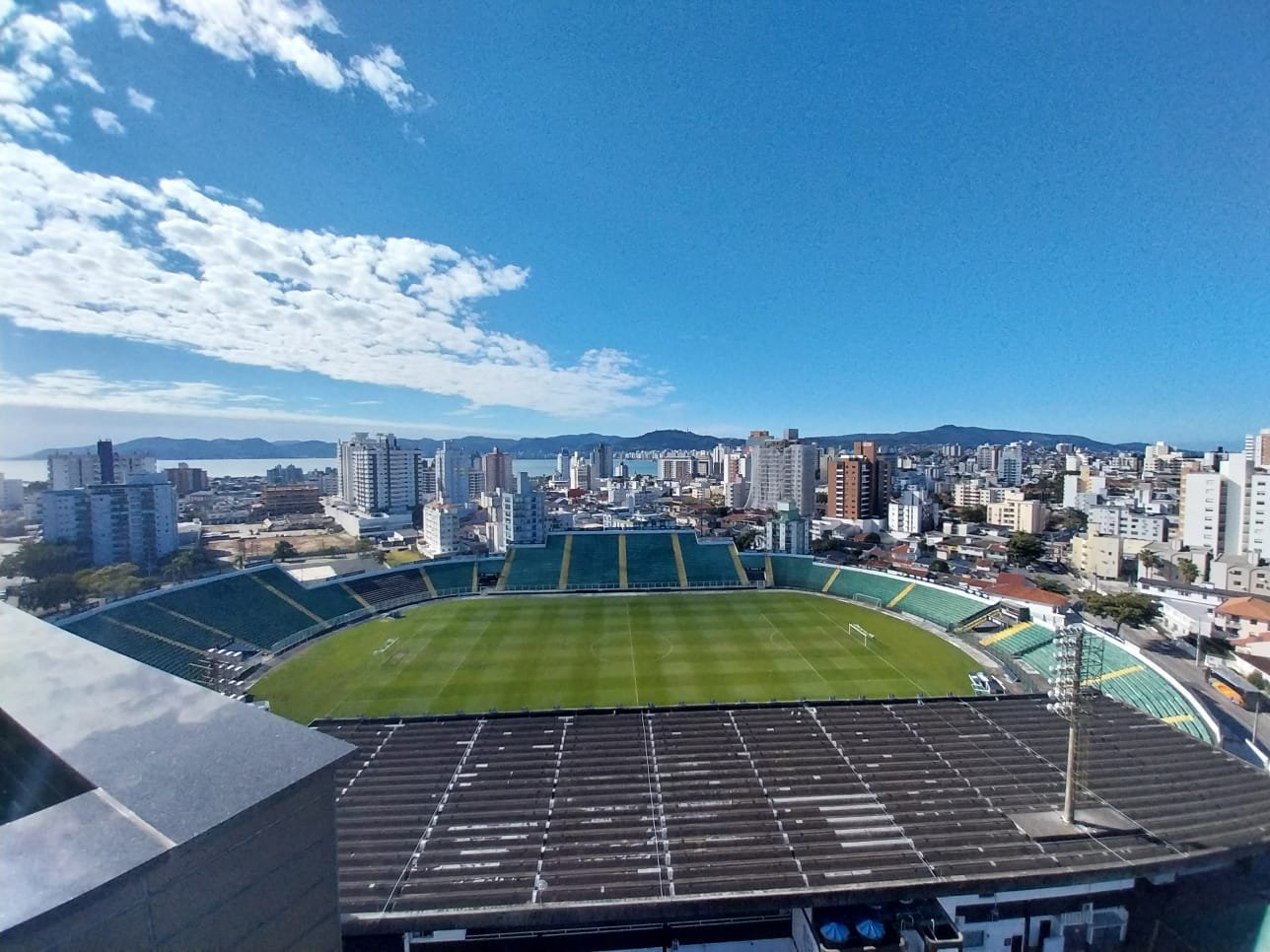 Apartamento novo, Premiatto