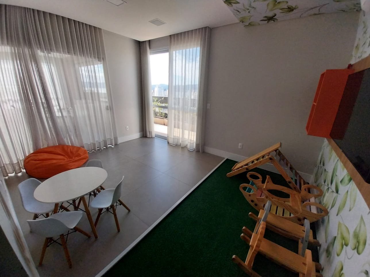 Apartamento novo, Premiatto