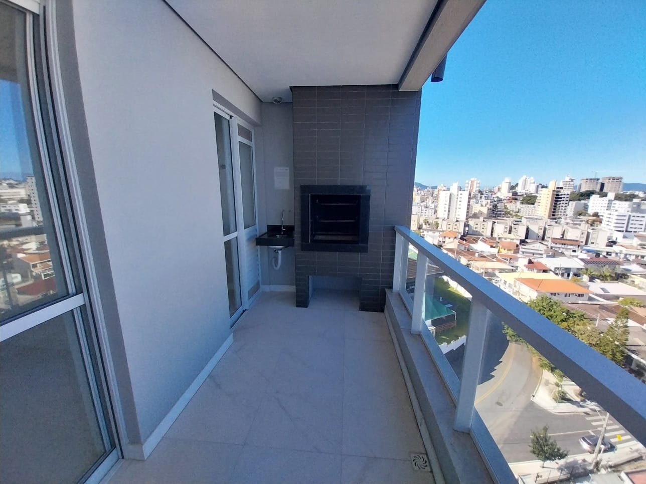 Apartamento novo, Premiatto