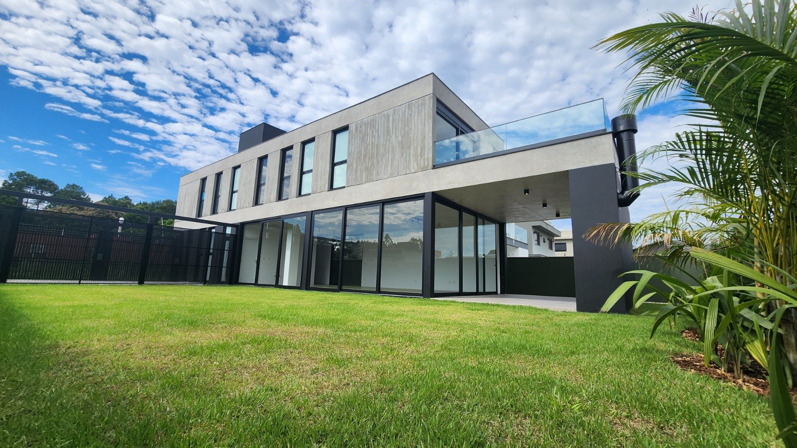 Casa alto padrão no condomínio Ilha do Arvoredo-Av, Red Park