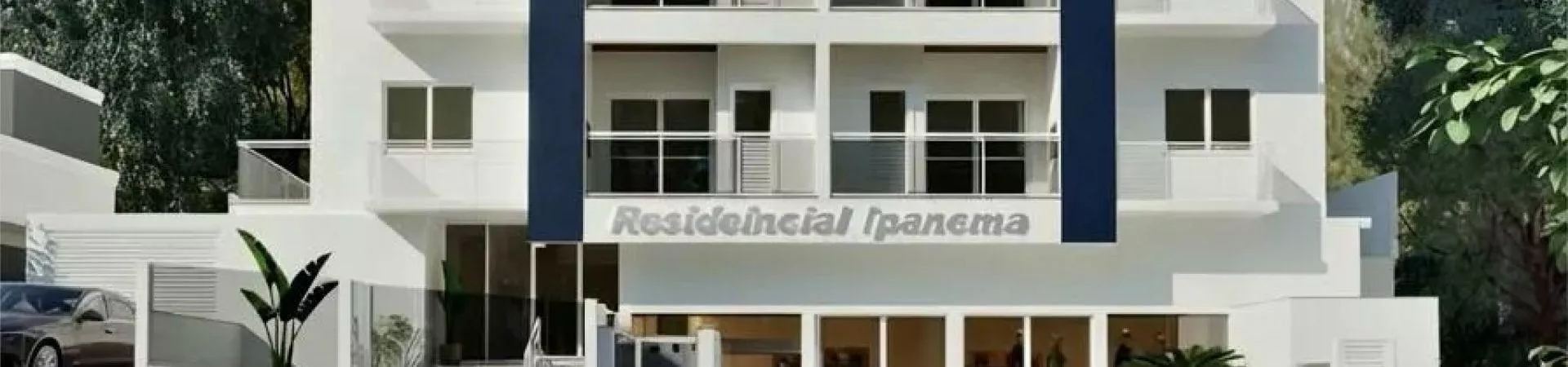 perspectiva ilustrativa fachada frontal baixa edifício 3 andares branco pilares azul marinho placa Residencial Ipanema entrada garagem bananeira — Residencial Ipanema em Saco dos Limões, Florianópolis