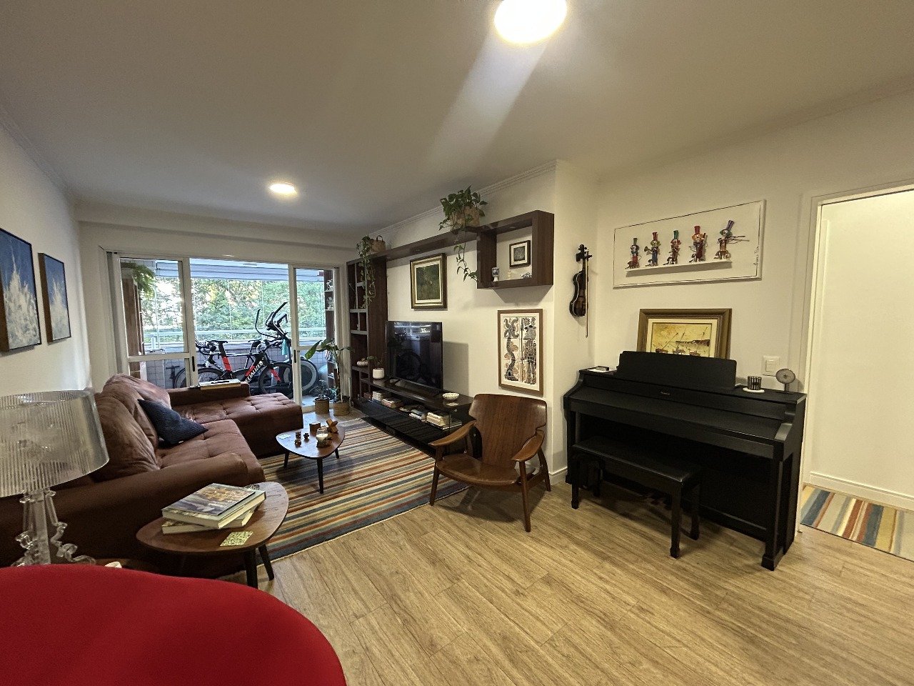 Apartamento semimobiliado, Rua Bocaiuva