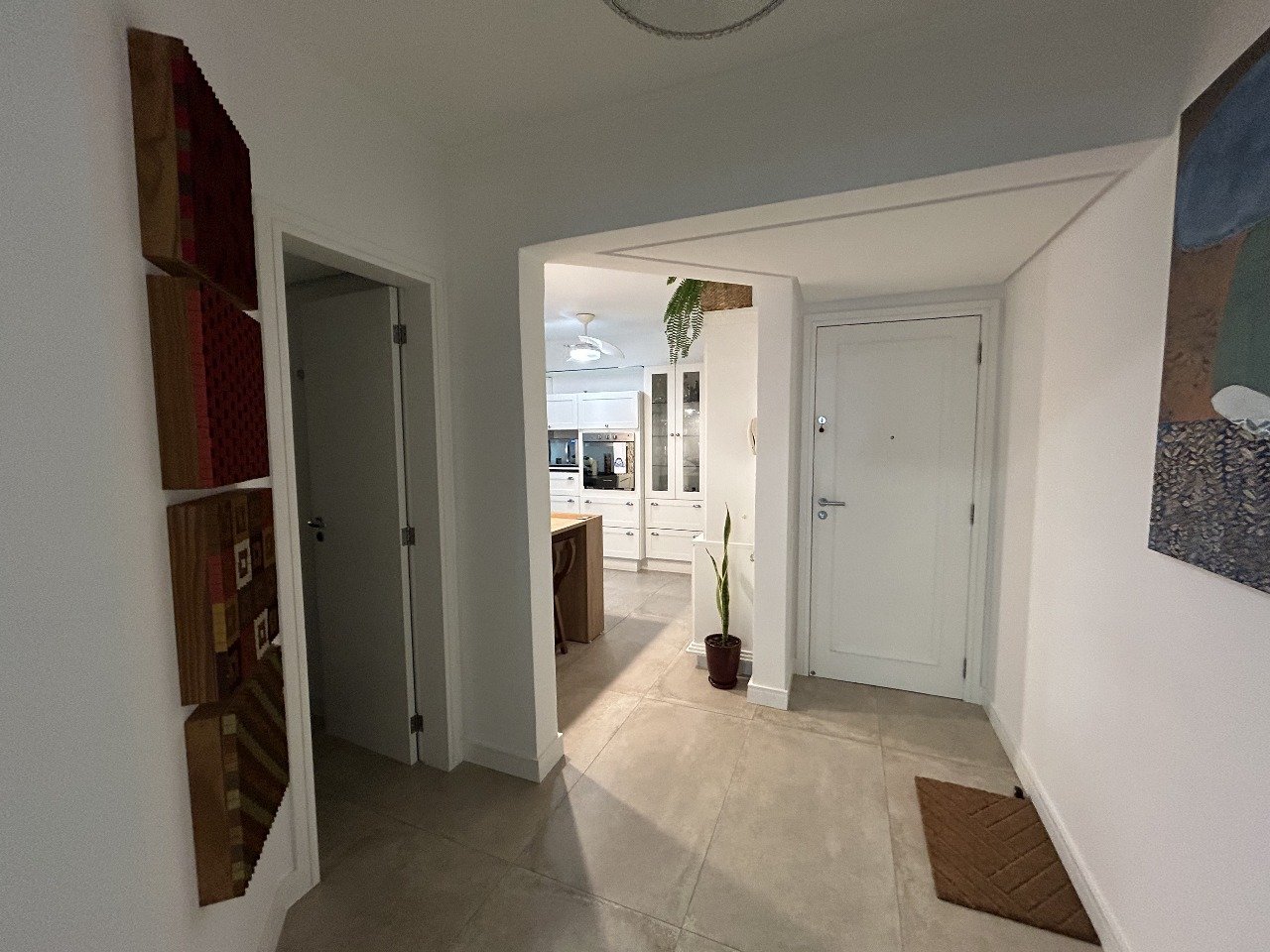 Apartamento semimobiliado, Rua Bocaiuva