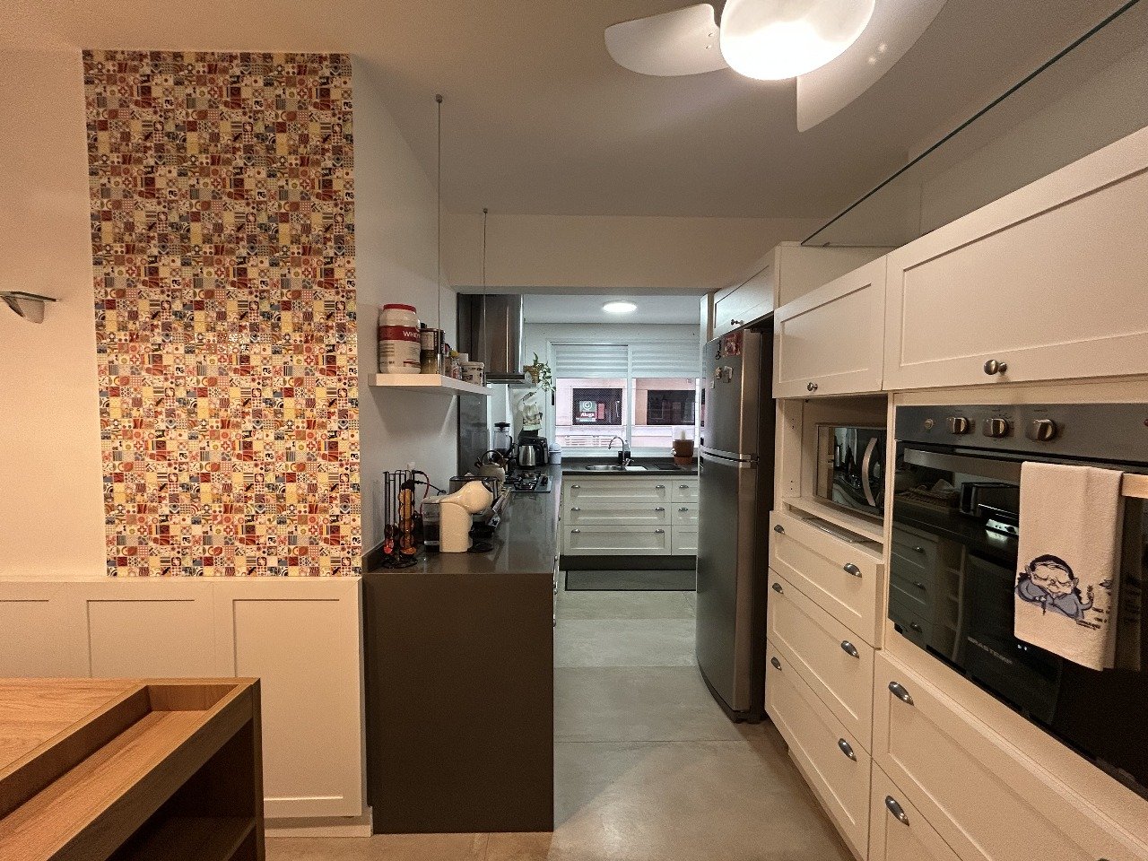 Apartamento semimobiliado, Rua Bocaiuva