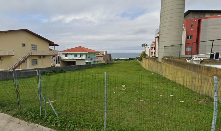 Santinho Spot Edificio com acesso direto ao mar