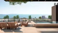 Terraço com poltronas de madeira, fire pit, banco de apoio e piscina com vista para o oceano — Sungarden Beach Home em Cachoeira do Bom Jesus, Florianópolis
