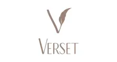 Logotipo do empreendimento Verset com inicial V e pena em dourado sobre fundo branco — Verset em Campeche, Florianópolis